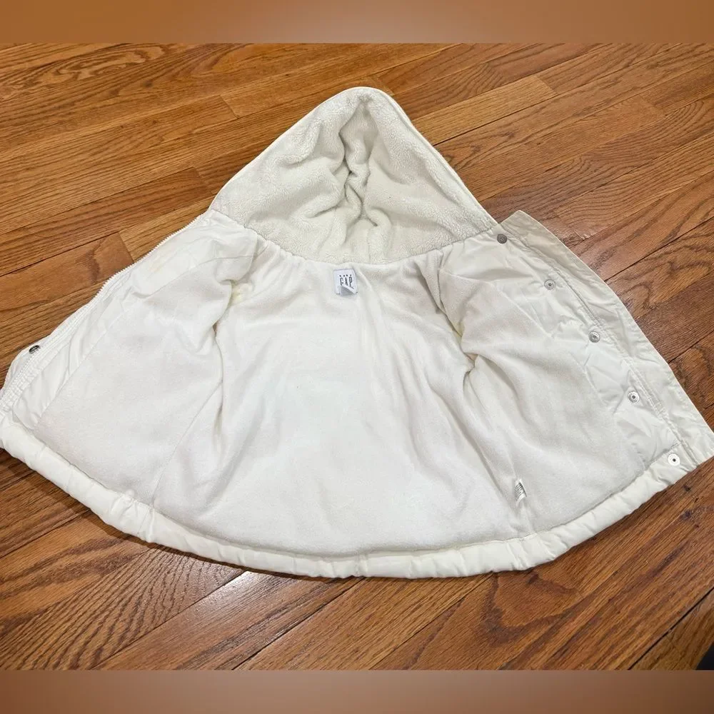 GAP Baby Hooded Puffer Winter Coat Girls Size 6-12 months